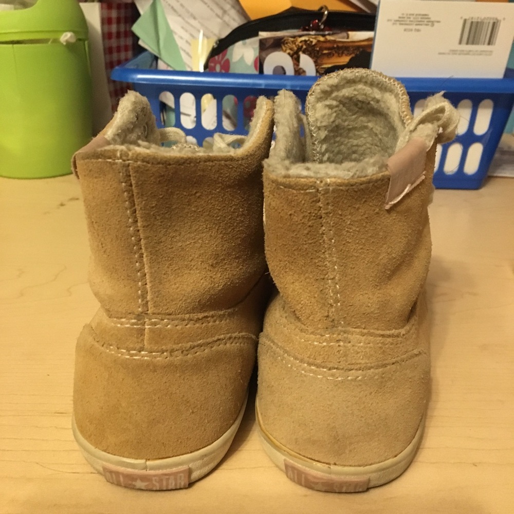Suede Converse - Picture 3 of 5